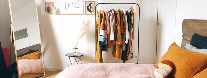Cuida tu ropa durante la mudanza Mudanzas Sevilla